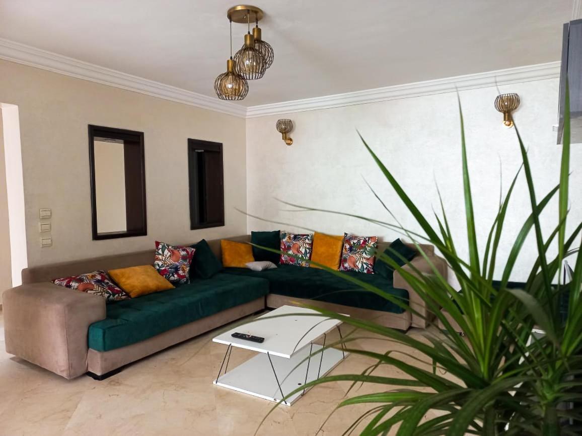 Superbe Appartement A Proximite De La Corniche Casablanca Luaran gambar