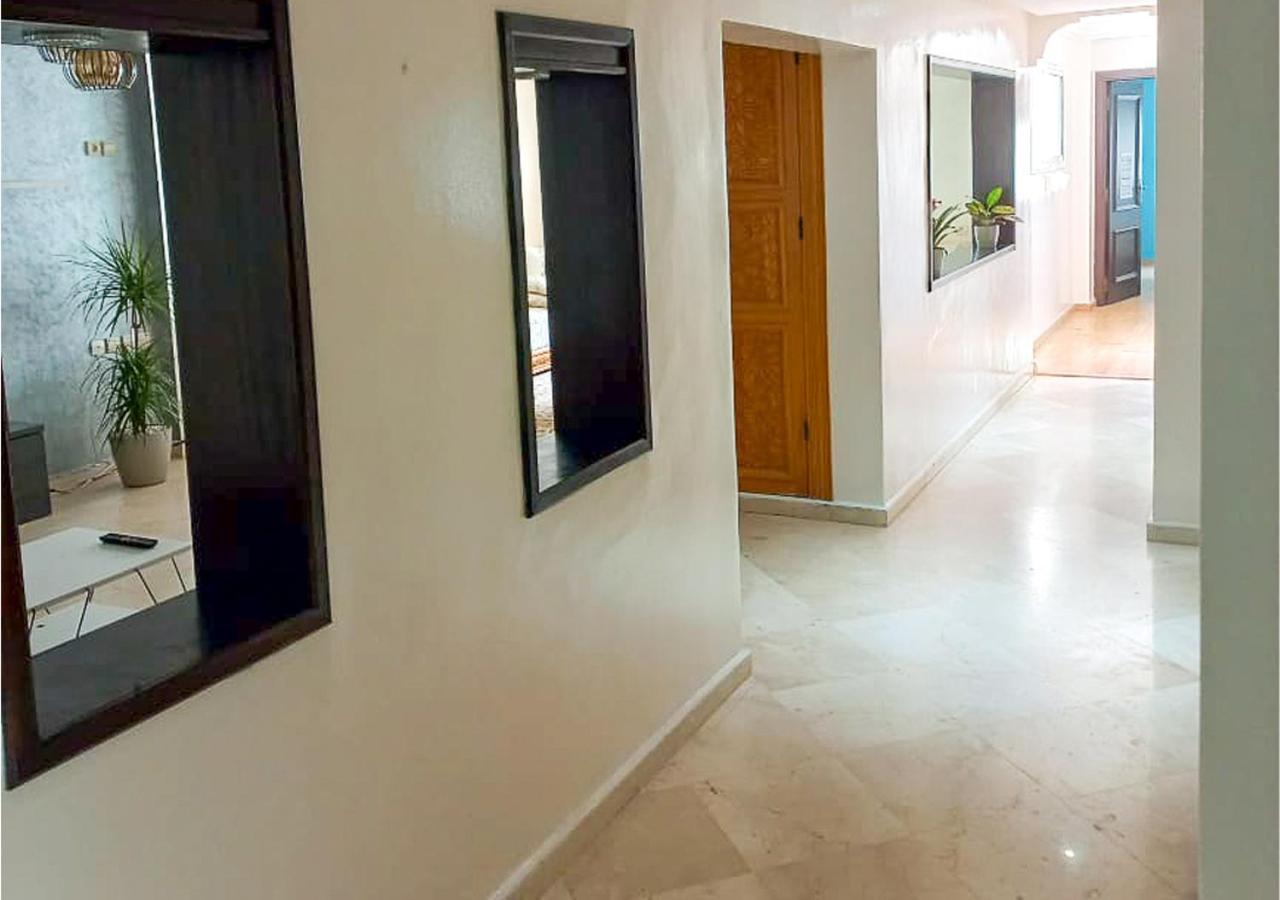 Superbe Appartement A Proximite De La Corniche Casablanca Luaran gambar